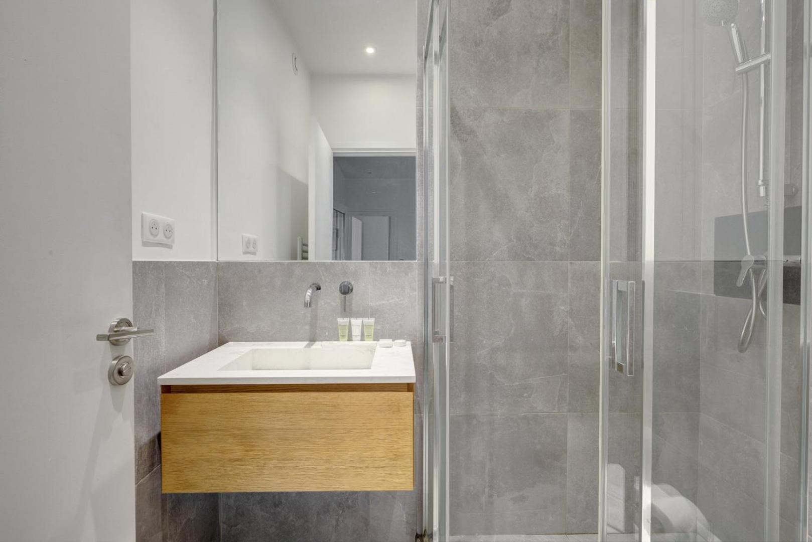 156 Suite Marlene - Superbe Appartement A Paris. מראה חיצוני תמונה